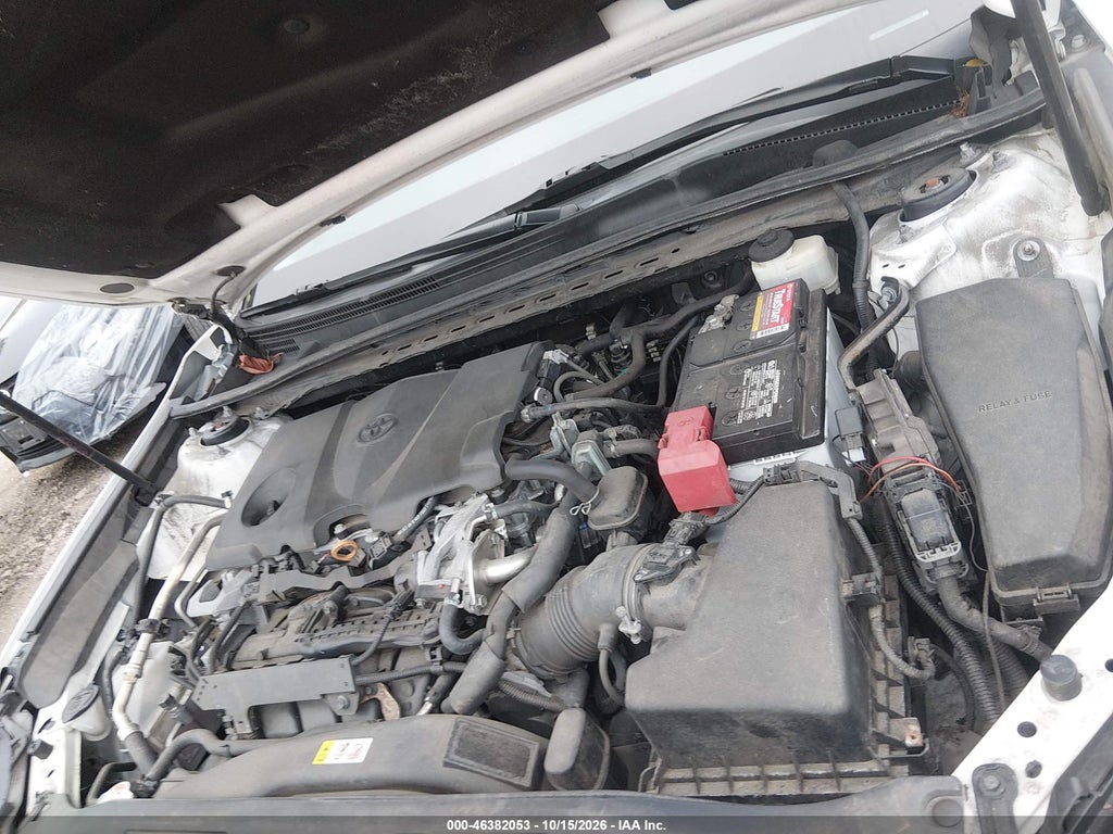 2018 Toyota Camry SE photo 10