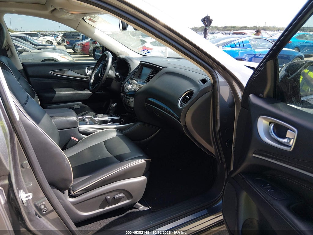 2020 Infiniti QX60 Luxe photo 5