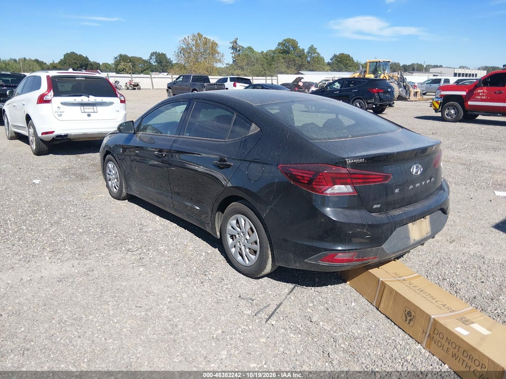 2019 Hyundai Elantra SE photo 3