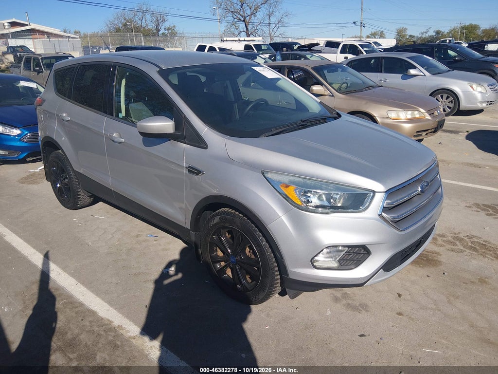 2017 Ford Escape SE photo 1