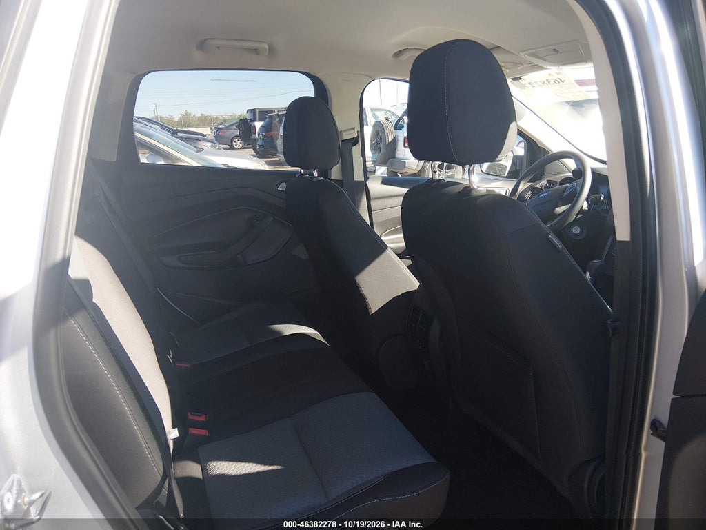 2017 Ford Escape SE photo 8