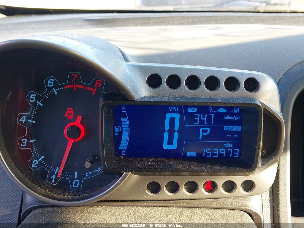 2013 Chevrolet Sonic LS Auto photo 7