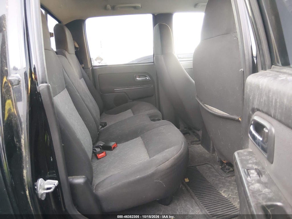 2010 Chevrolet Colorado 2LT photo 8