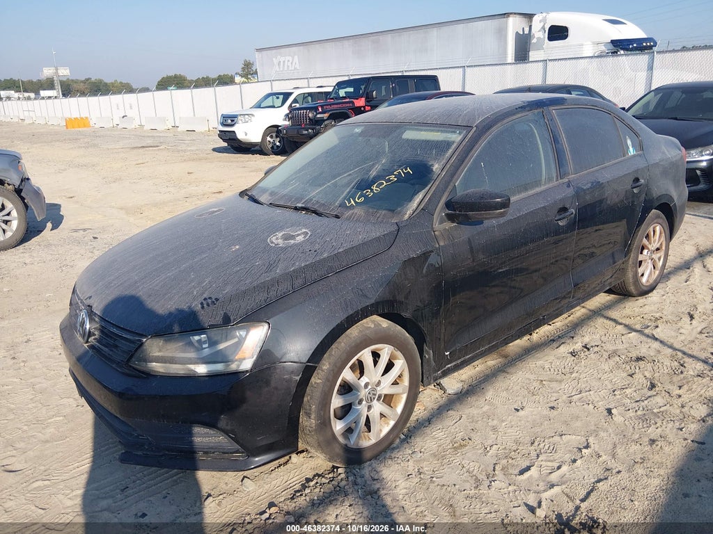 2015 Volkswagen Jetta 1.8T SE photo 2