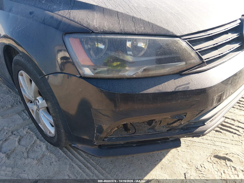 2015 Volkswagen Jetta 1.8T SE photo 6