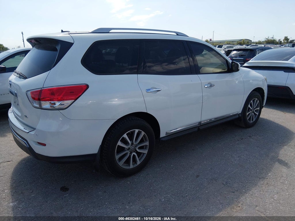 2013 Nissan Pathfinder SL photo 4