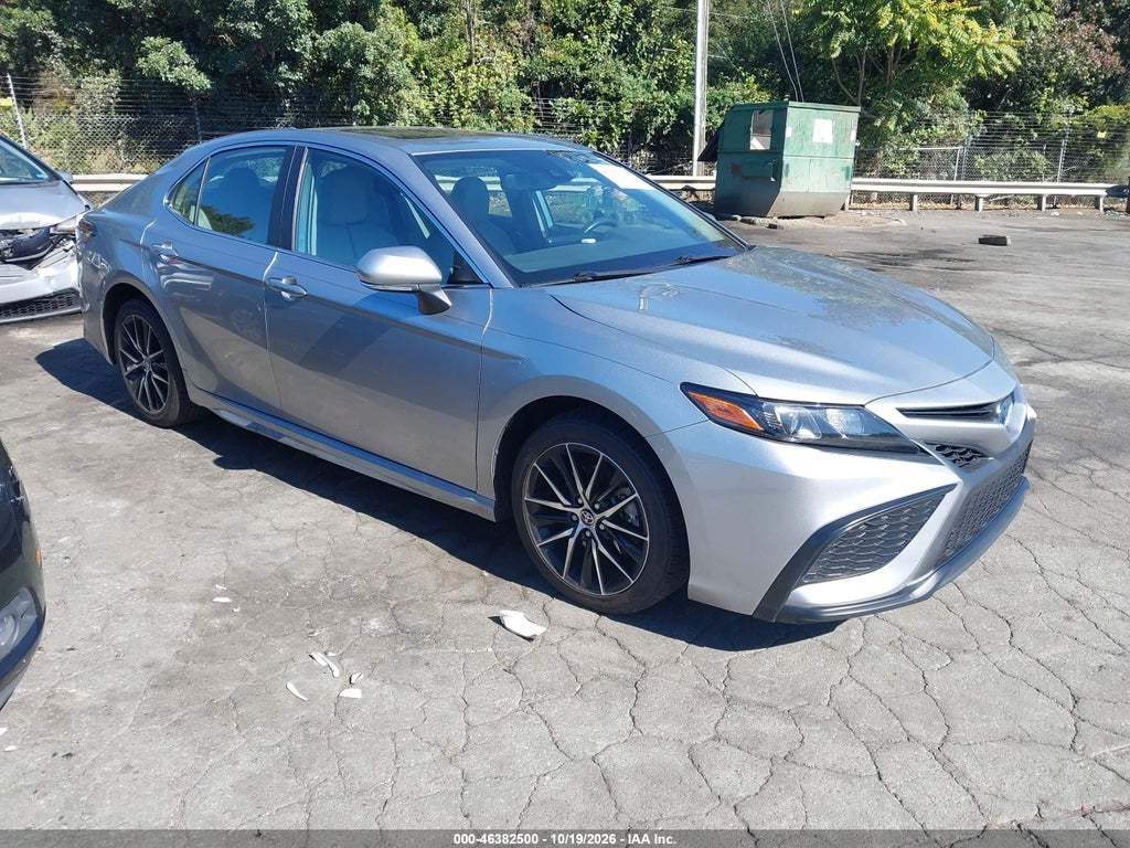 TOYOTA CAMRY HYBRID 2024