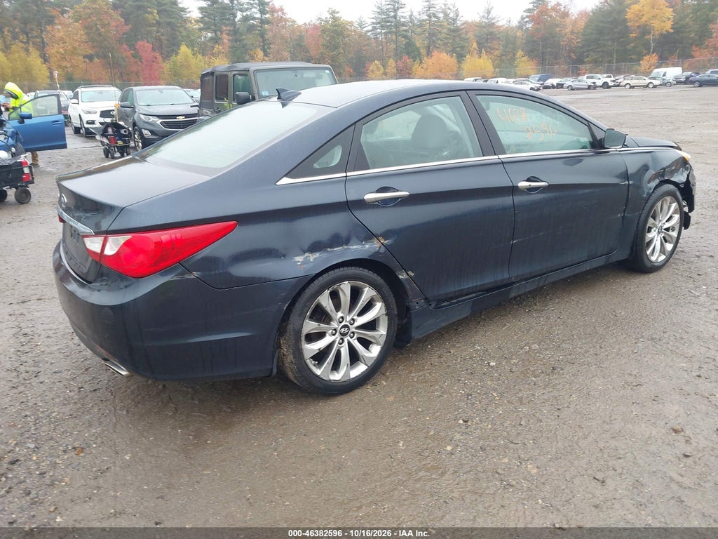 2013 Hyundai Sonata SE photo 4