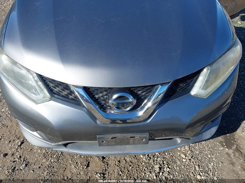 2015 Nissan Rogue SV photo 6