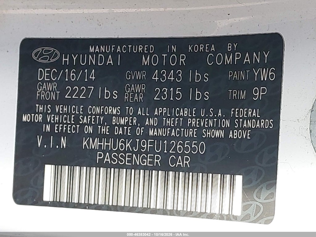 2015 Hyundai Genesis 3.8 R-Spec photo 9