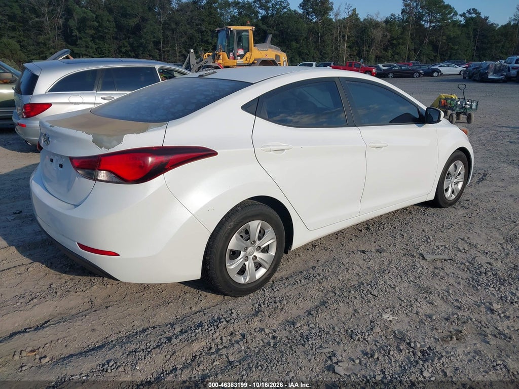2016 Hyundai Elantra SE photo 4