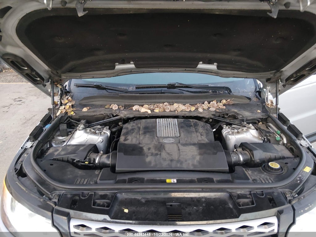 2015 Land Rover Range Rover Sport 3.0L V6 Supercharged HSE photo 10
