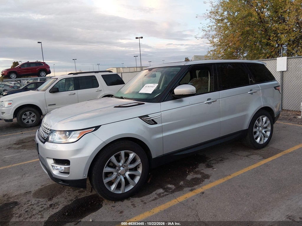 2015 Land Rover Range Rover Sport 3.0L V6 Supercharged HSE photo 2