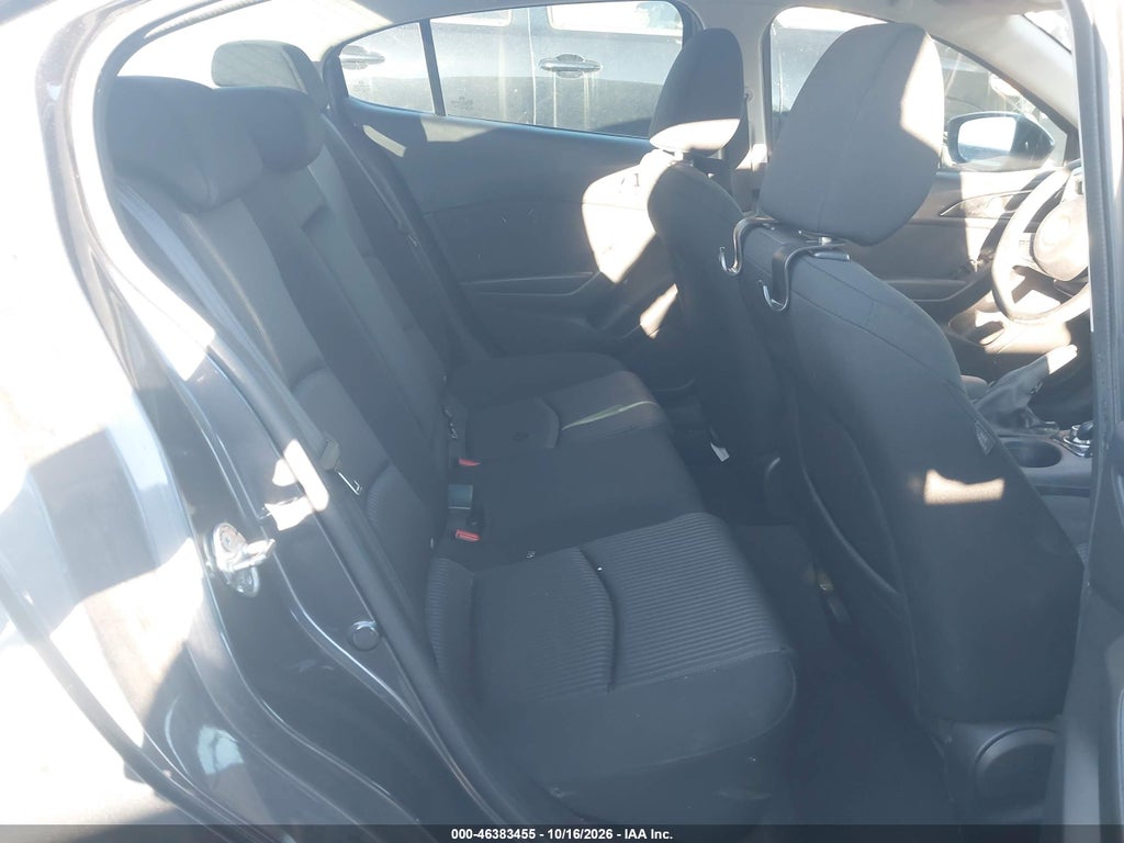 2016 Mazda MAZDA3 I Sport photo 8