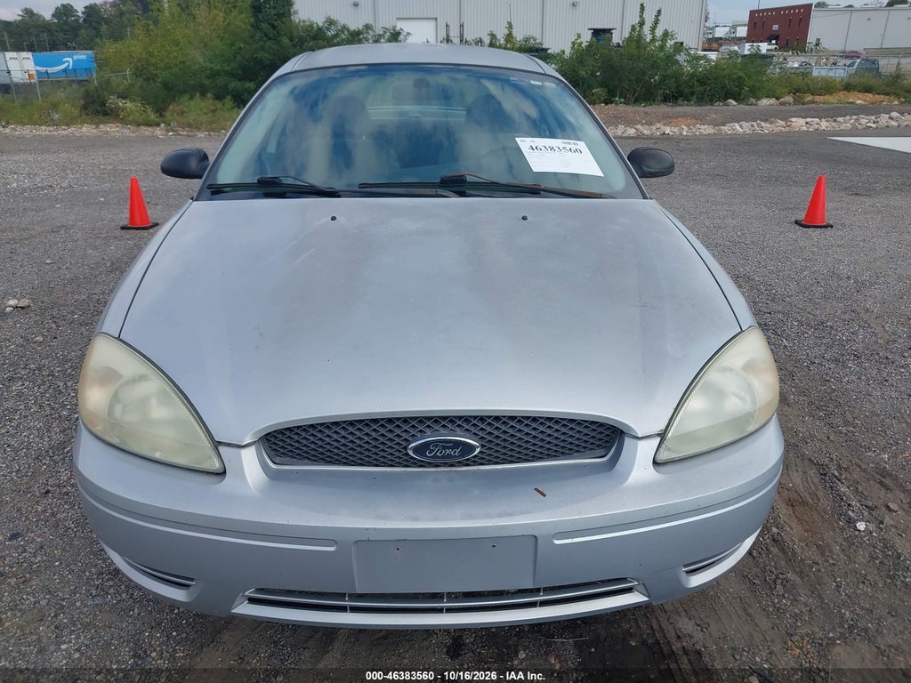 2006 Ford Taurus SE photo 6
