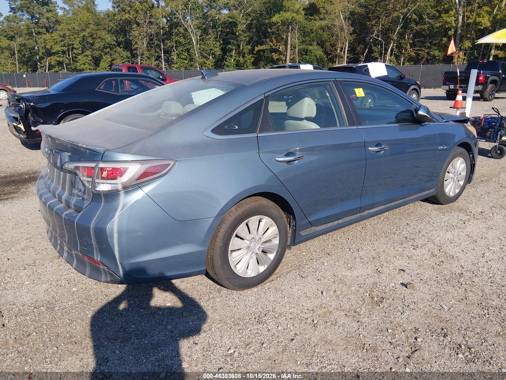 2016 Hyundai Sonata Hybrid SE photo 4