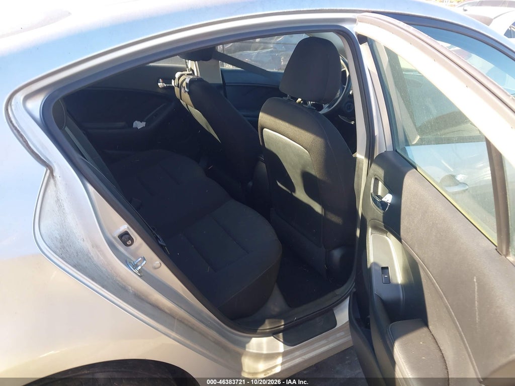 2014 Kia Forte LX photo 8