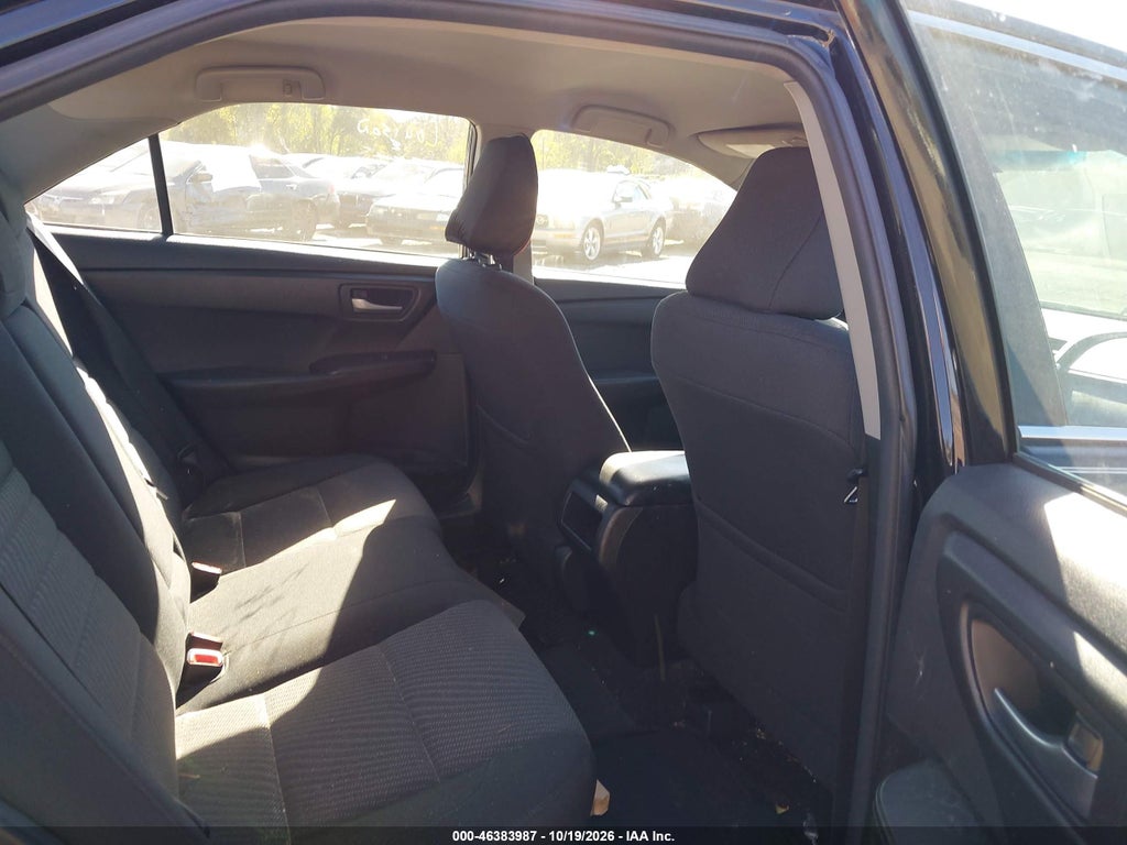 2017 Toyota Camry LE photo 8