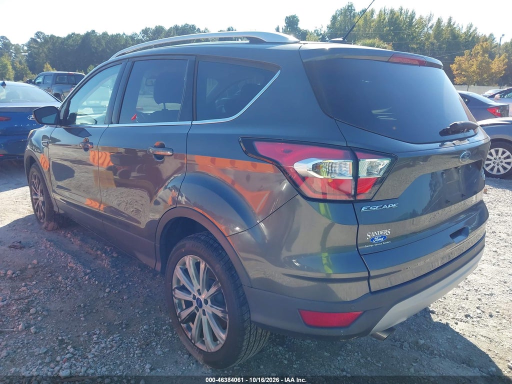 2017 Ford Escape Titanium photo 3