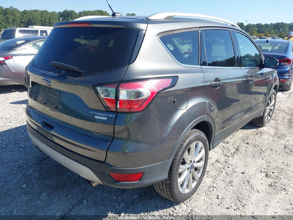 2017 Ford Escape Titanium photo 4