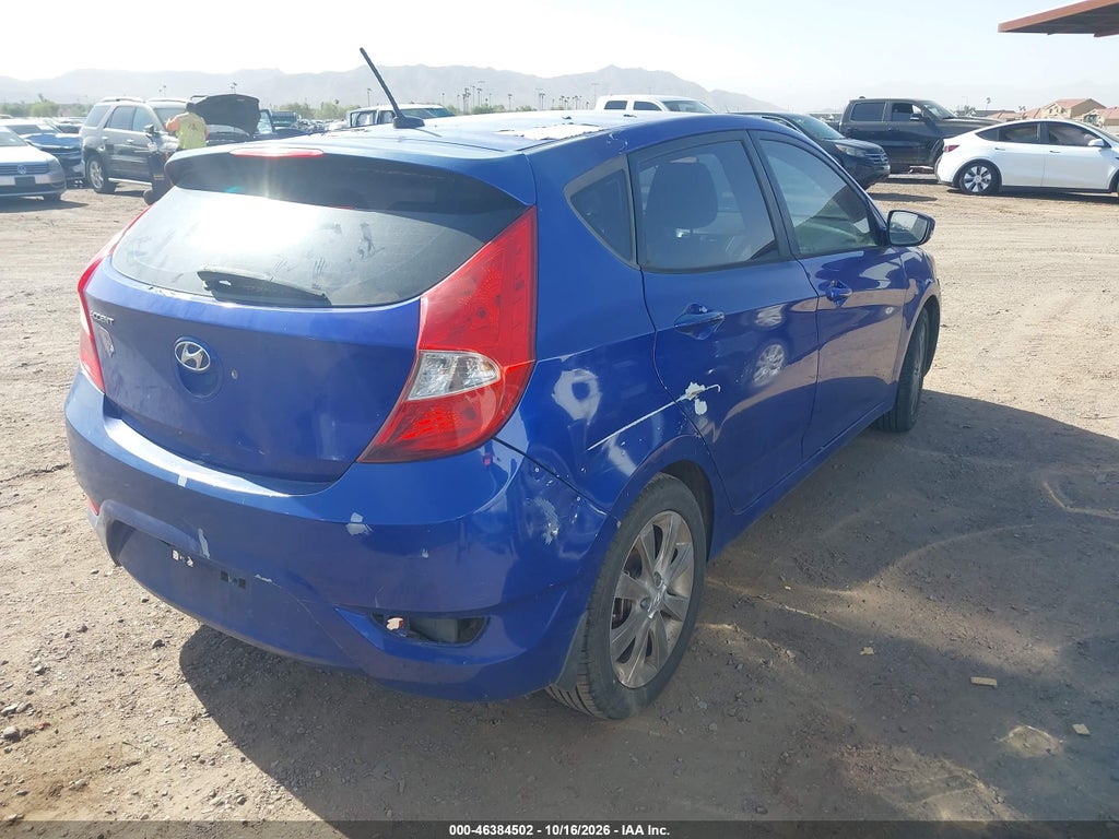 2014 Hyundai Accent SE photo 4