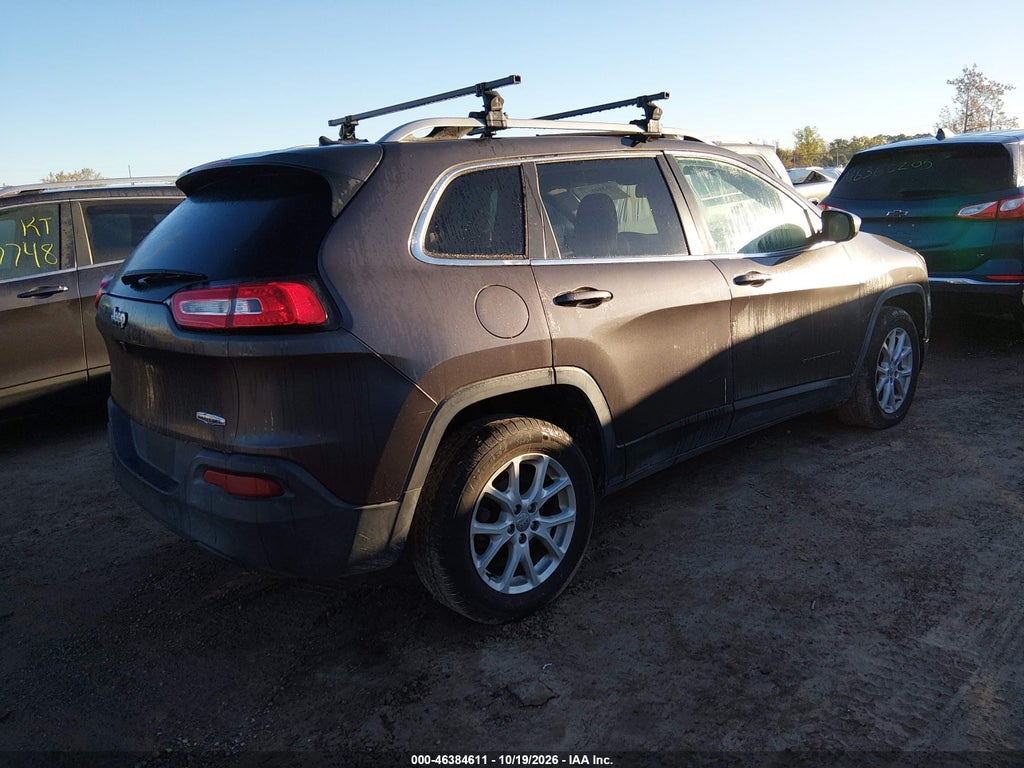 2015 Jeep Cherokee Latitude photo 4