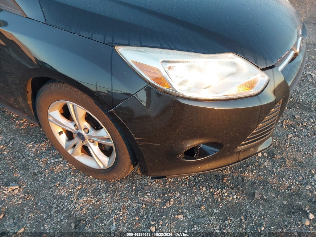 2014 Ford Focus SE photo 6