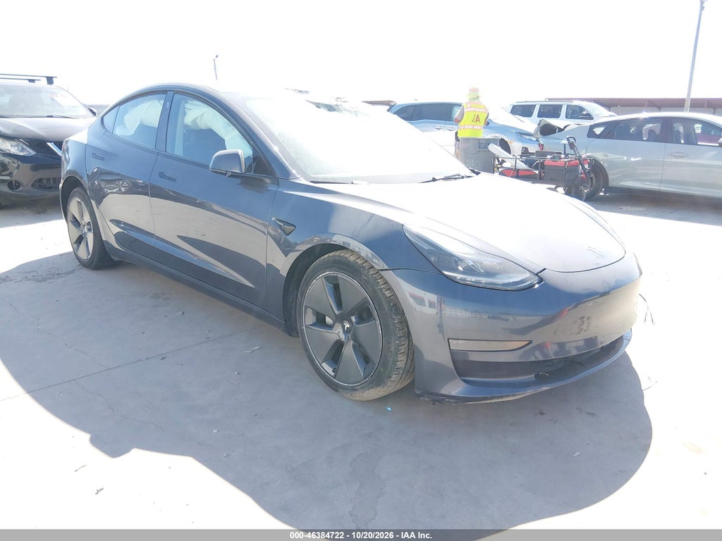 TESLA MODEL 3 2023