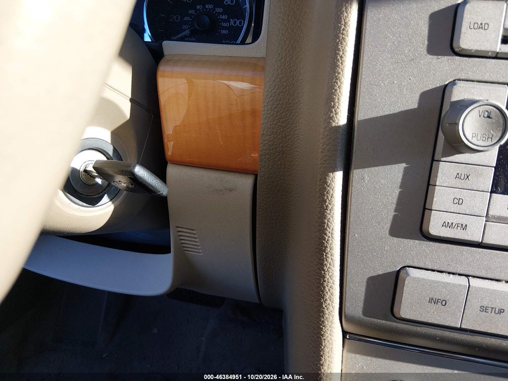 2008 Lincoln MKZ photo 11
