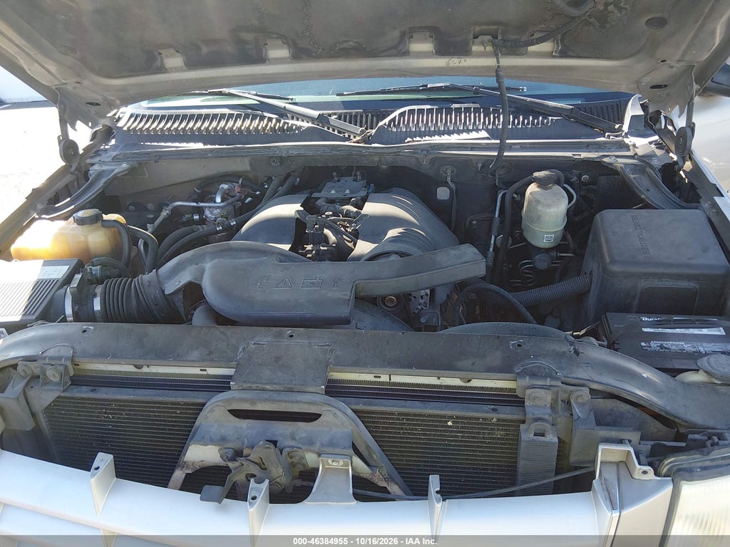2002 Cadillac Escalade Standard photo 10