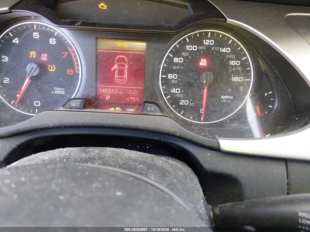 2010 Audi A4 2.0T Premium photo 7