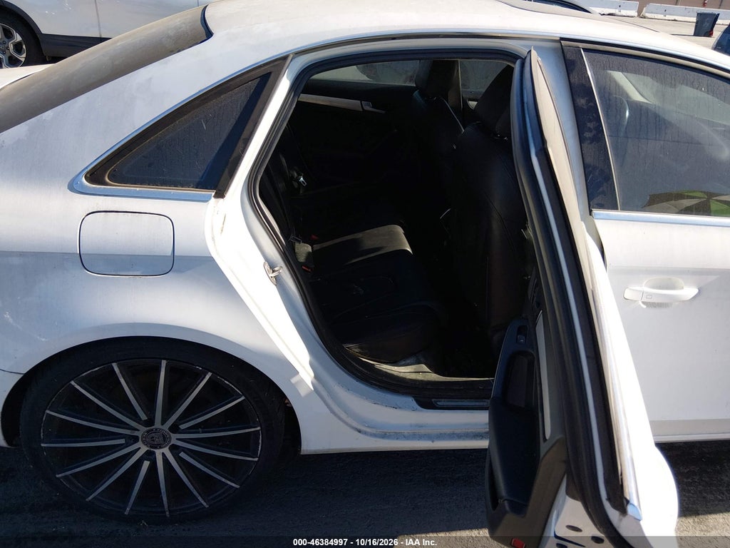 2010 Audi A4 2.0T Premium photo 8