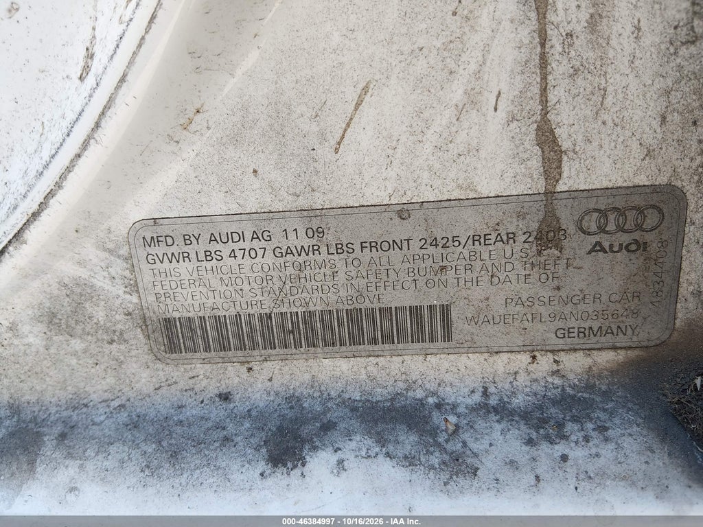 2010 Audi A4 2.0T Premium photo 9