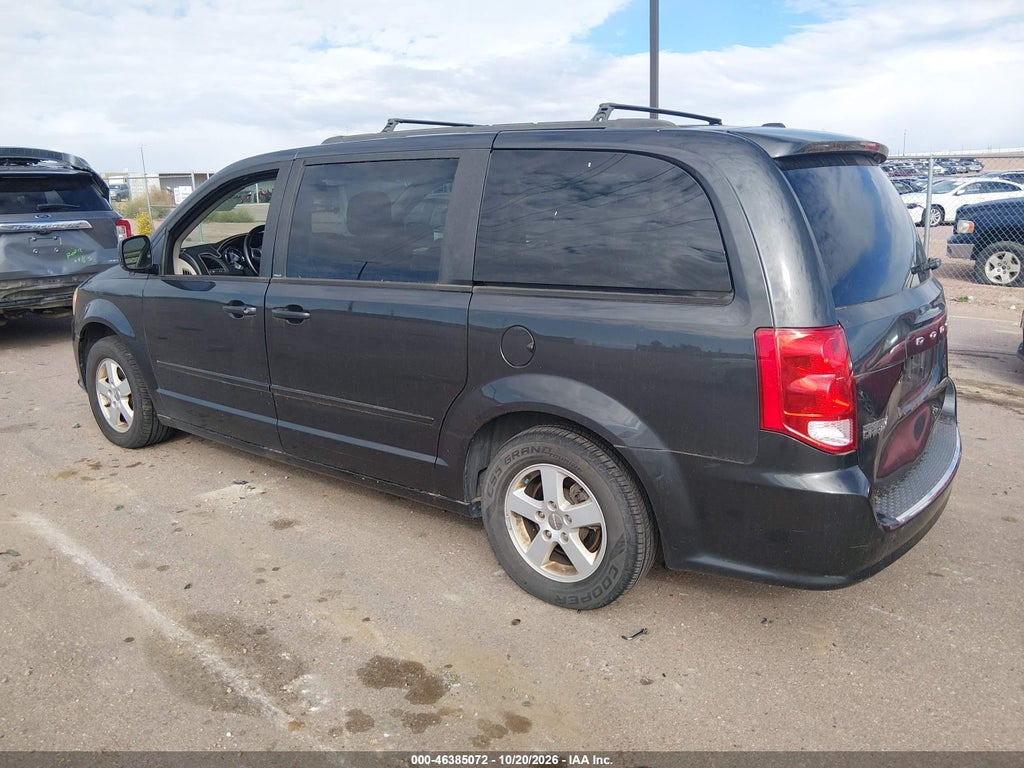 2012 Dodge Grand Caravan SXT photo 3