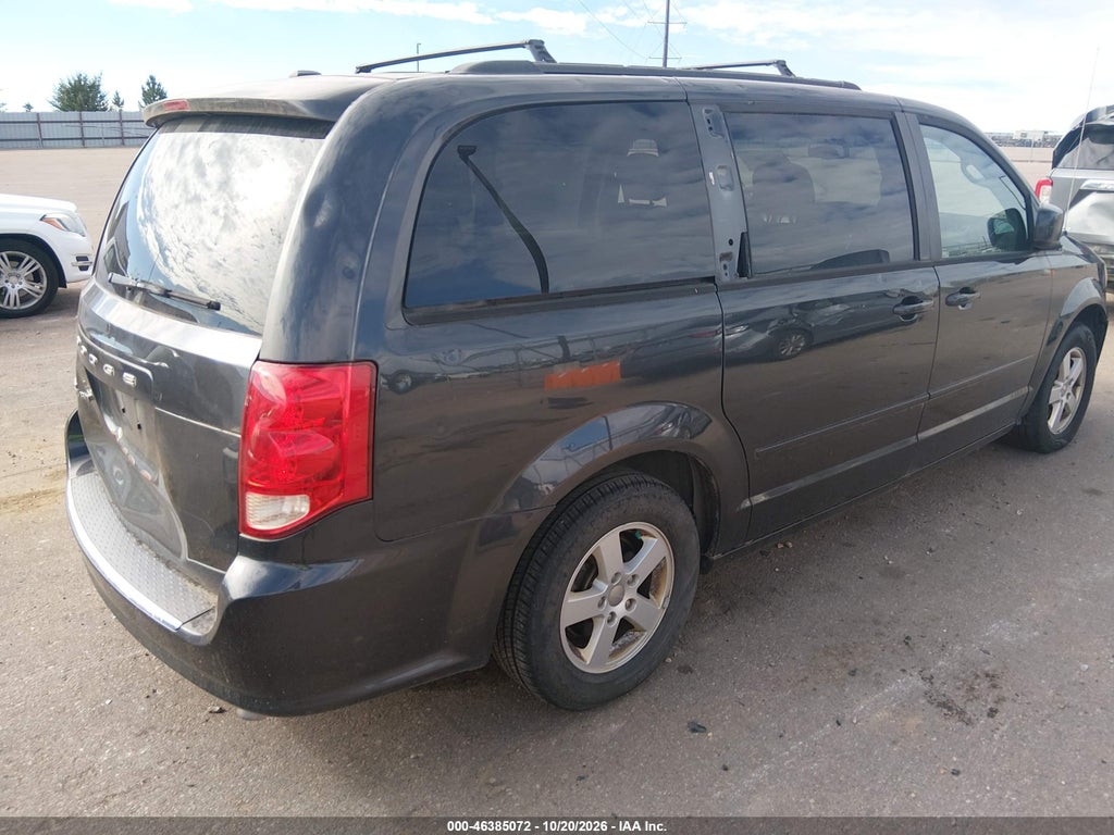 2012 Dodge Grand Caravan SXT photo 4