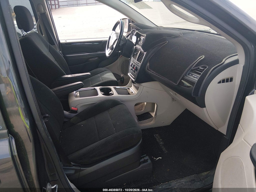 2012 Dodge Grand Caravan SXT photo 5
