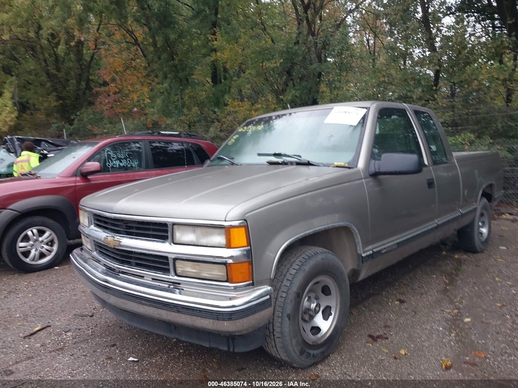1998 Chevrolet C1500 Fleetside photo 6