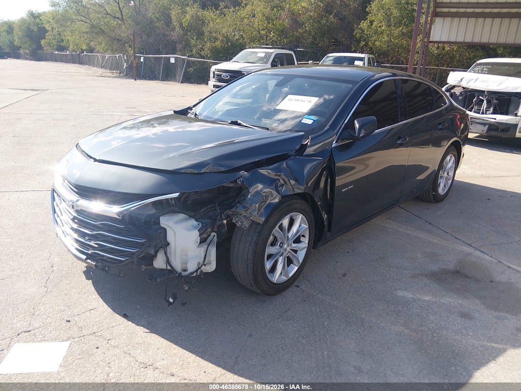 2020 Chevrolet Malibu FWD LT photo 2