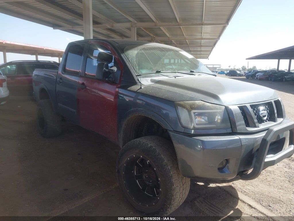 2011 Nissan Titan PRO-4X photo 1