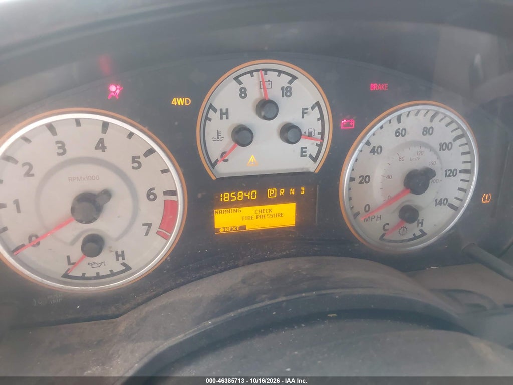 2011 Nissan Titan PRO-4X photo 7