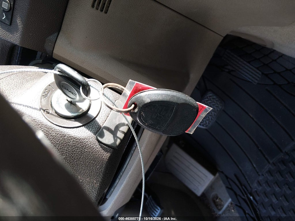 2013 GMC Acadia Denali photo 11