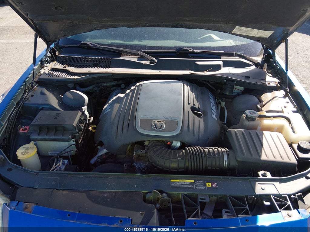 2005 Dodge Magnum RT photo 10