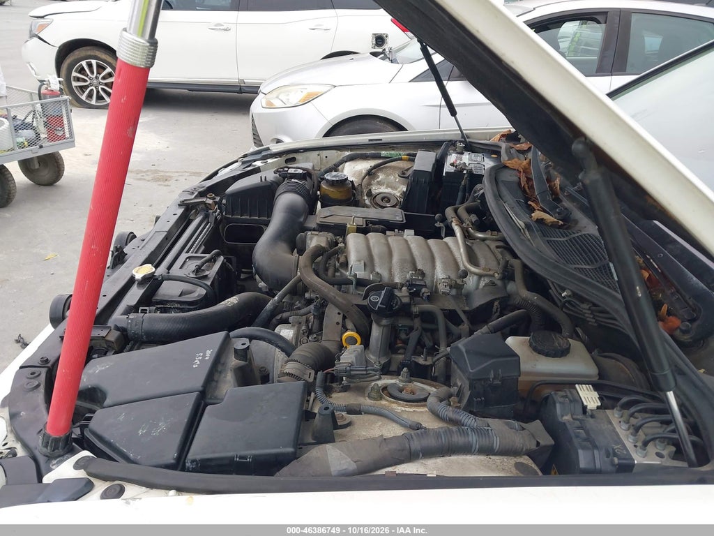 2004 Lexus LS 430 photo 10