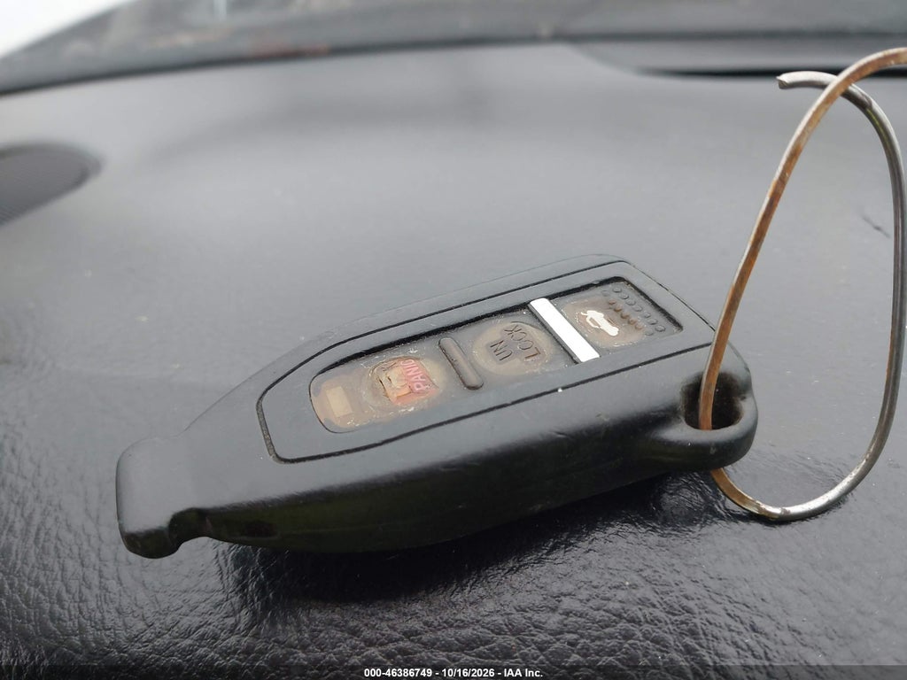 2004 Lexus LS 430 photo 11