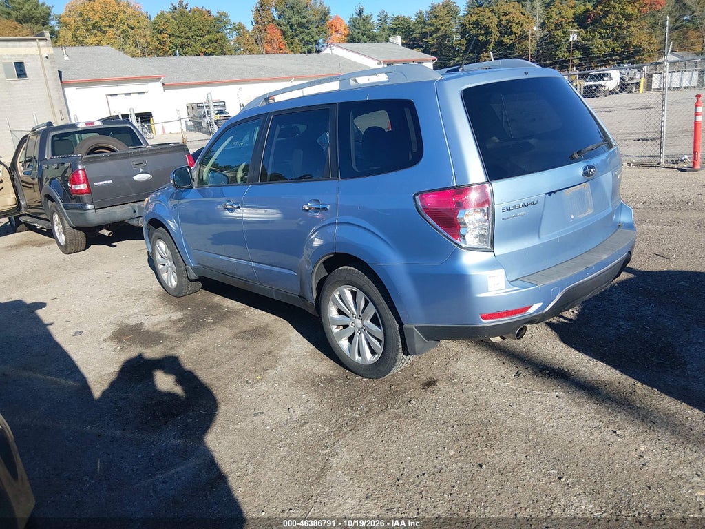2011 Subaru Forester 2.5X Touring photo 3