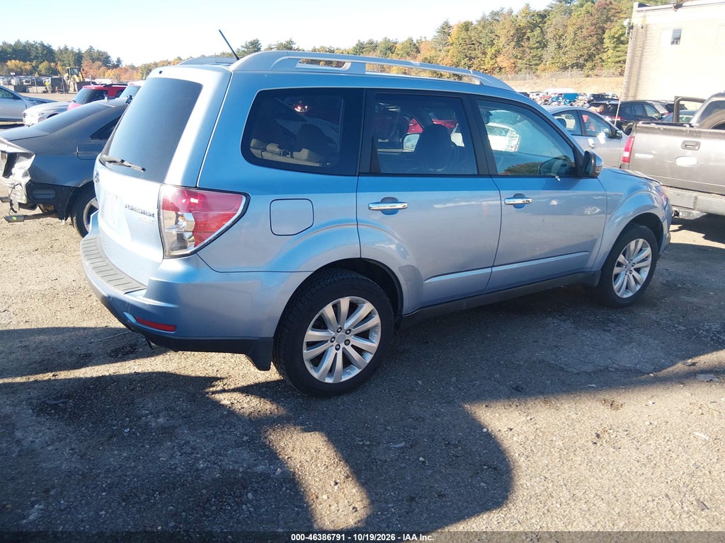 2011 Subaru Forester 2.5X Touring photo 4