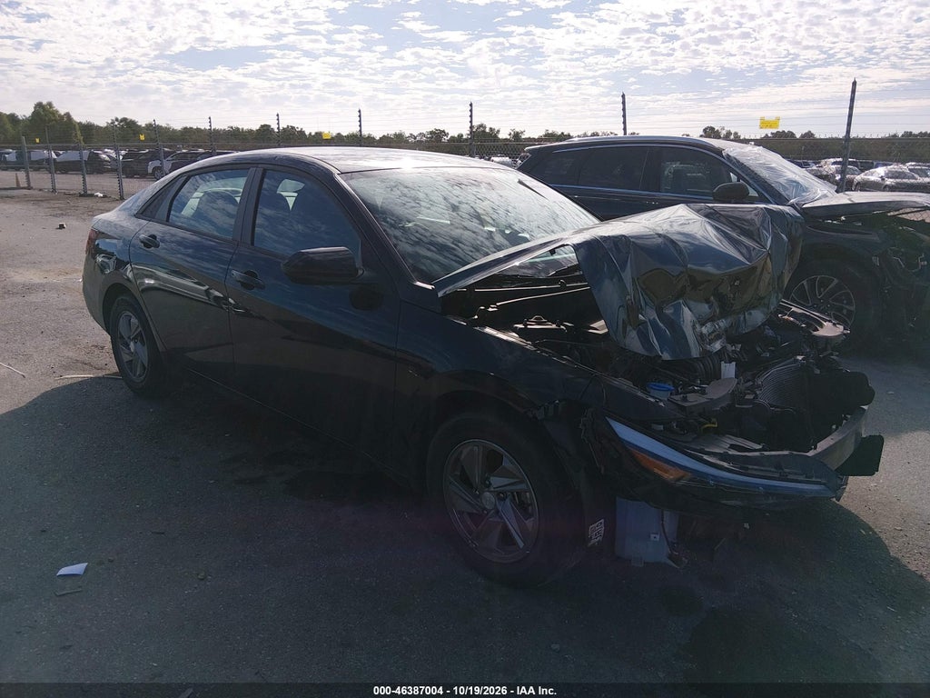 HYUNDAI ELANTRA 2025