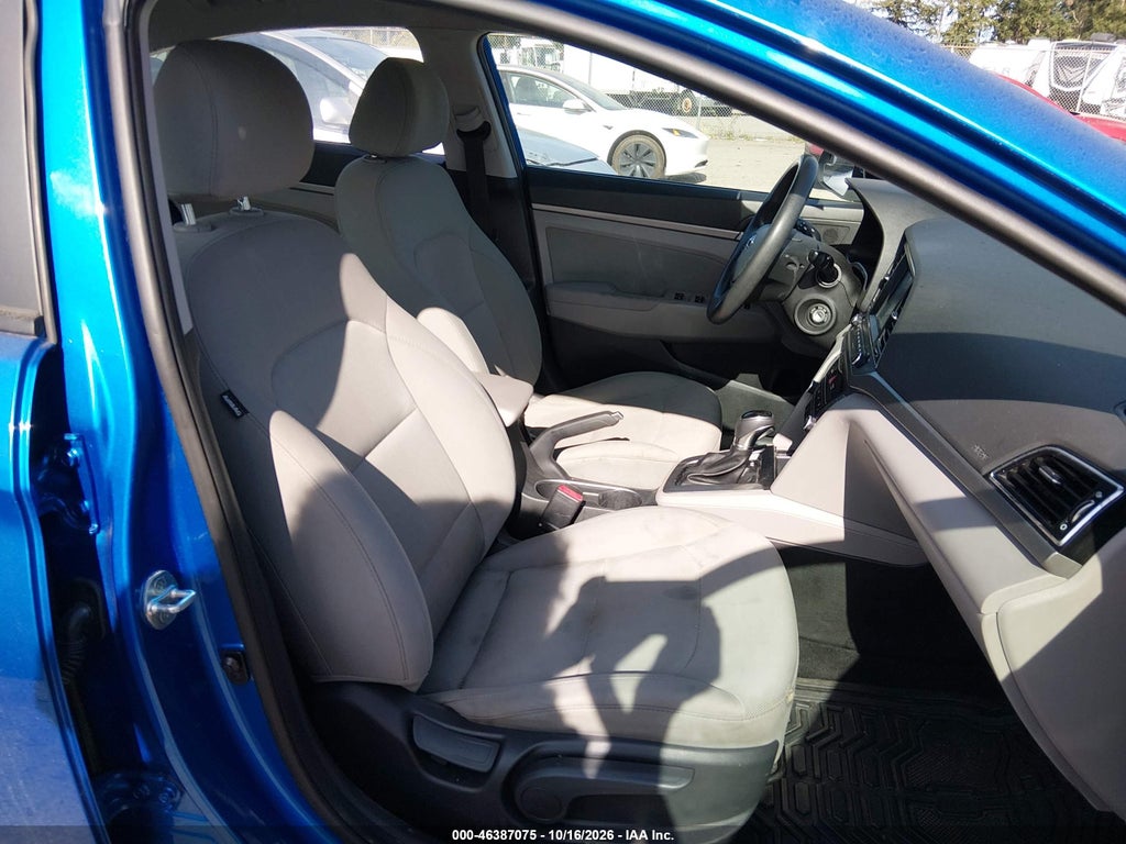 2017 Hyundai Elantra SE photo 5