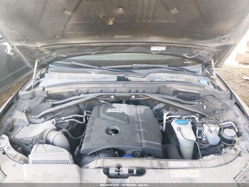 2012 Audi Q5 2.0T Premium photo 10