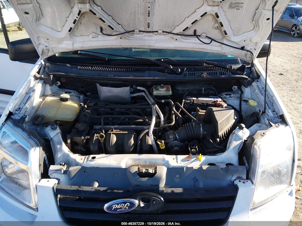 2010 Ford Transit Connect XLT photo 10